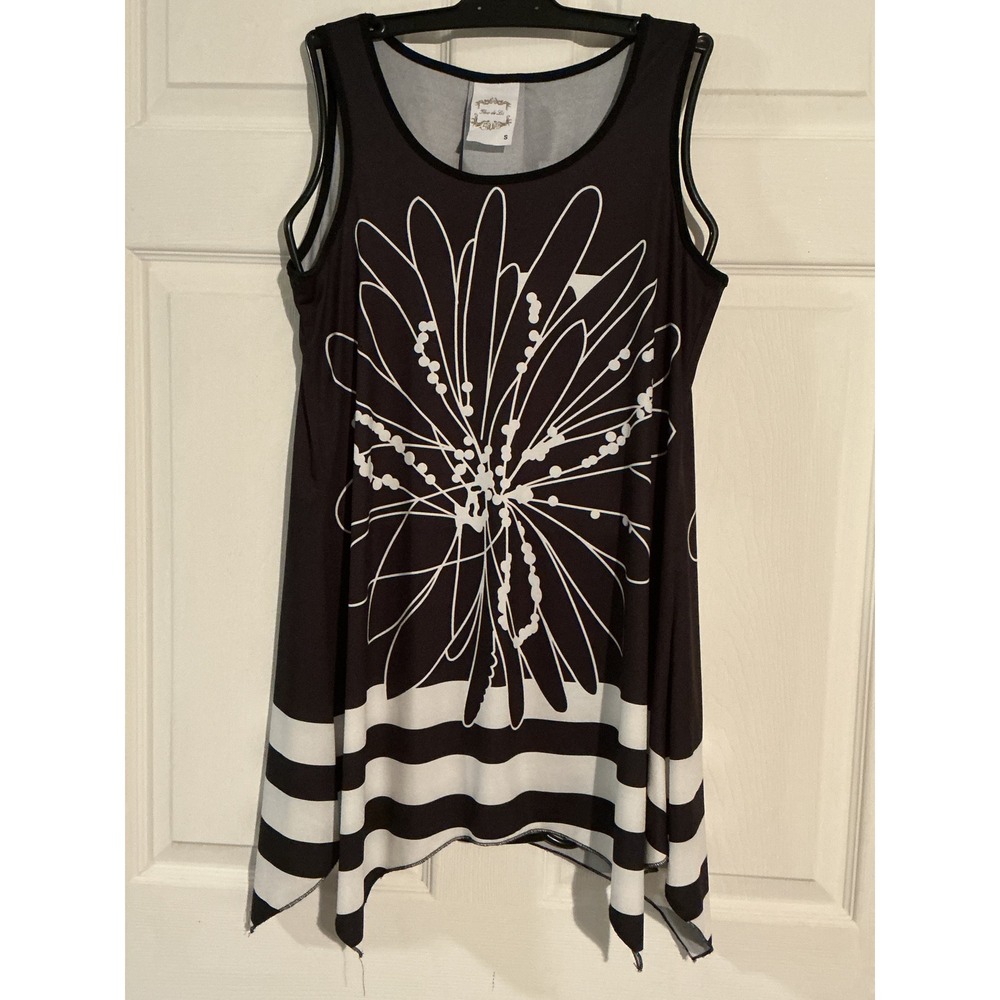 Fleur de Lis Womens Black White Floral Stripe Handkerchief Hem Tank Top‎ Small